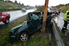 V létě zemřelo na silnicích o 30 lidí méně než loni