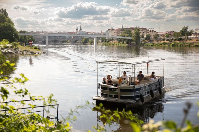 Lávka Holešovice - Karlín, architekt Petr Tej.