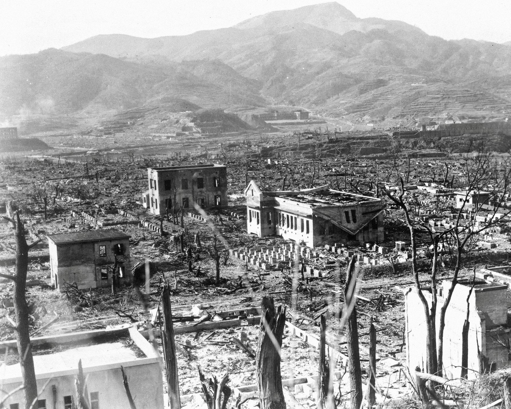 Jednorázové užití / Fotogalerie / Před 75 lety USA shodili jadernou pumu na Hirošimu