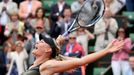 Ruská tenistka Maria Šarapovová se raduje z vítězství ve finále French Open 2012.