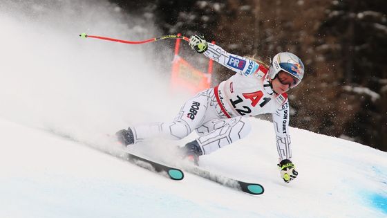 Ester Ledecká v super-G SP ve Svatém Antonu