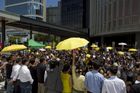 Hongkong jde proti Pekingu, parlament odmítl volební reformu