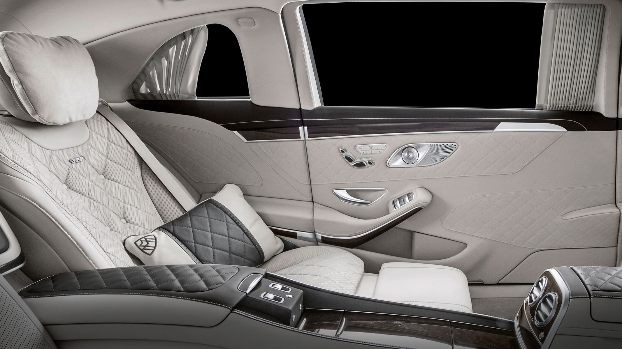 Mercedes-Maybach Pullman S650