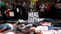 Protest klimatických aktivistů na Wall Street v New Yorku