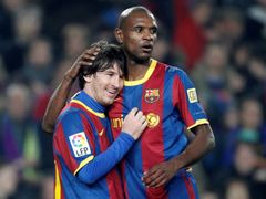 Tady si spolu Lionel Messi a Eric Abidal rozuměli