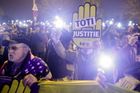 V Rumunsku demonstrovaly proti reformě justice desítky tisíc lidí. Požadují konec vlády