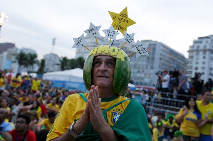 MS 2014, Kamerun- Brazílie: brazilská fanoušek