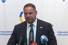 Jiskřilo to už za Bidena. Jeden Ukrajinec Američanům pije krev víc než Zelenskyj