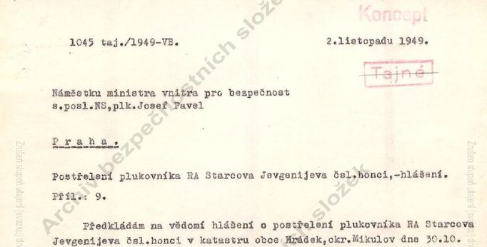 Fragment z vyšetřovacího spisu postřeleného plukovníka Rudé armády Jevgenije Starcova.