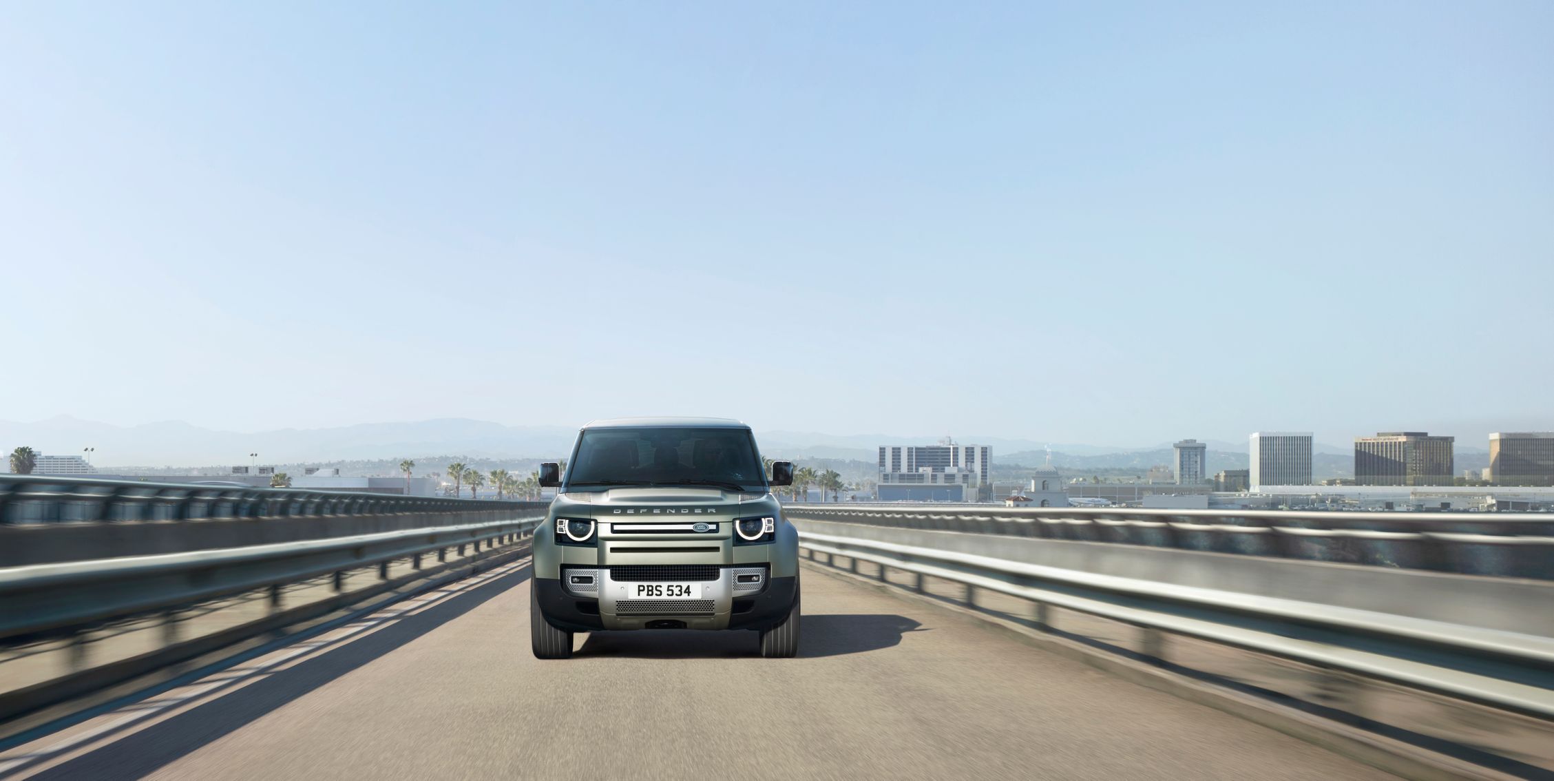 Land Rover Defender 2019