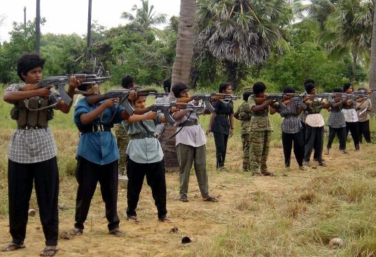 Trénink tamilských bojovníků