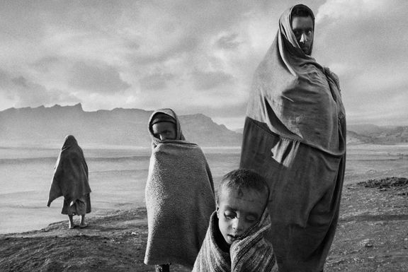 Sebastião Salgado: Etiopie, 1984. Ukázka z práce fotografa, který získal světovou cenu za celoživotní přínos fotografii.