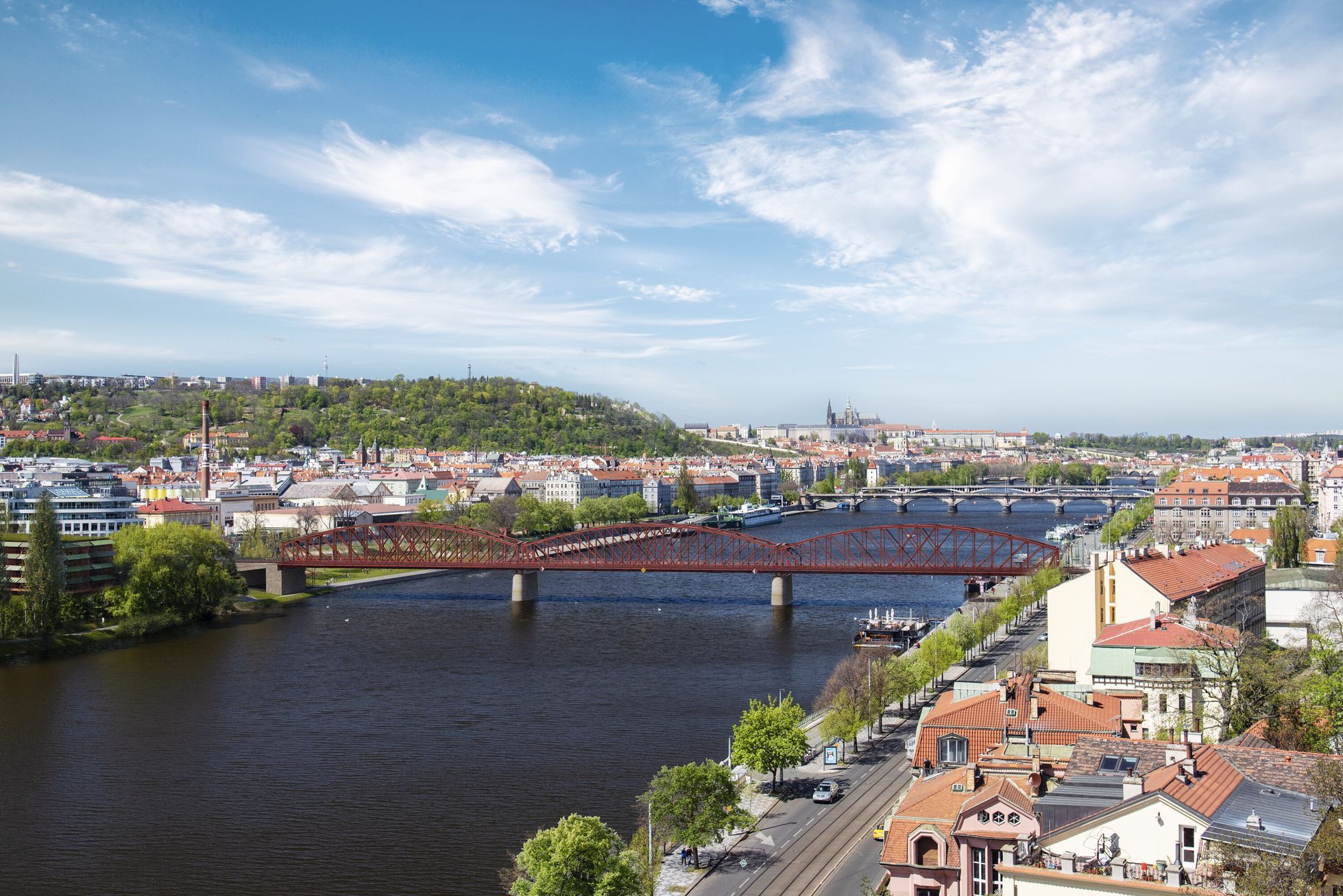 Vyšehrad, most, železniční most, stavba, rekonstrukce, demolice, iniciativa, debaty, vizuliazace