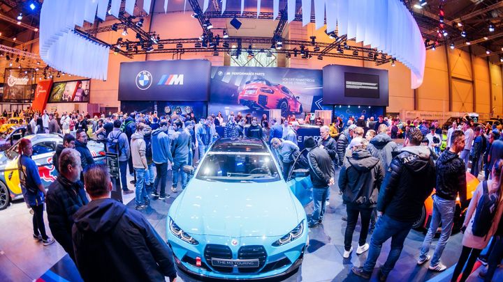 Tuning, veterány, formule. Autosalon v Essenu je mišmaš, kde si každý najde to své; Zdroj foto: EMS