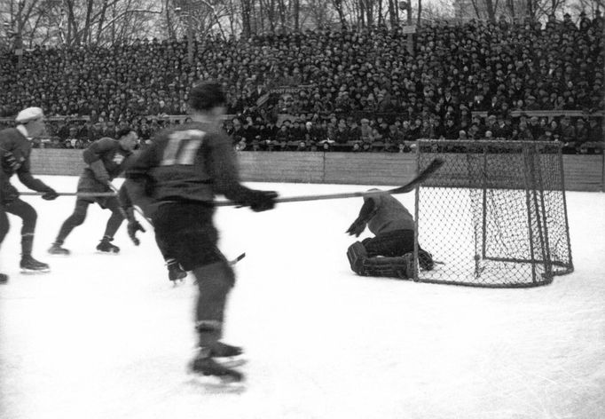 MS v hokeji 1933 (Praha) - Česko x Kanada