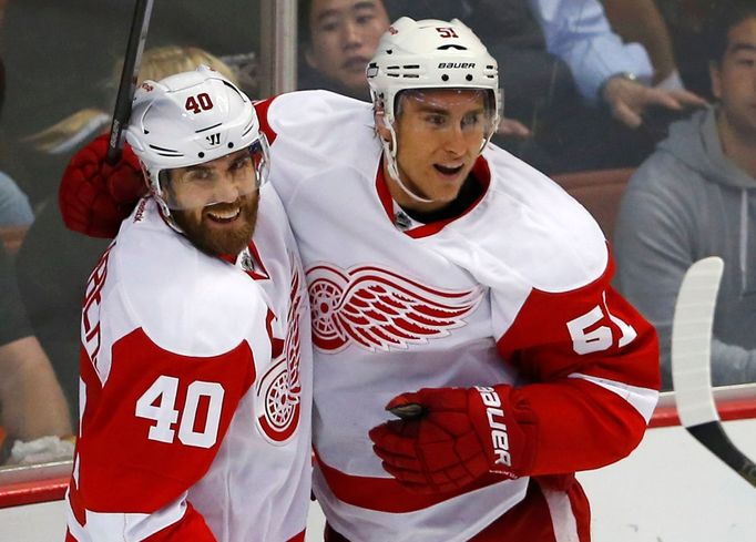 Zetterberg a Filppula slaví gól Detroitu