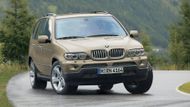 Osmiválec 4,4i, použitý například u první generace BMW X5, nevyhnutelně čeká vážnější porucha. Auto ESA míní, že riziko skryté vady je u něj příliš velké, než aby jej v bazaru nabízelo.