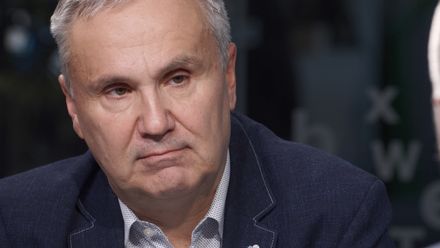 Vaněk: Obyčejní lidé ztrácí víru ve stát, mysleli jsme, že kapitalismus nebude bolet