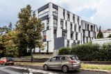 Třetí místo v kategorii rezidenčních projektů do 25 bytů: Rezidence WhiteGray v Praze 4 (Podolí) od developerské společnosti V Invest CZ.