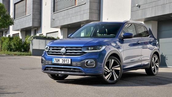 Dojná kráva autobranže made in Germany. VW T-Cross je SUV v kostce i kostka mezi SUV