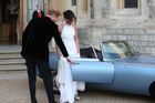 Harry s Meghan se po svatbě odvezli v elektrické verzi legendárního Jaguaru E-Type