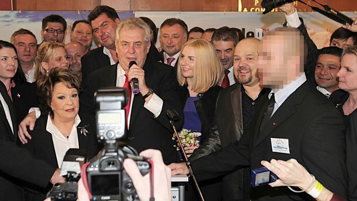 Jak se Zemanův strážce vyhnul trestu za ublížení na zdraví. Omluva, přiznání a peníze; Zdroj foto: Economia