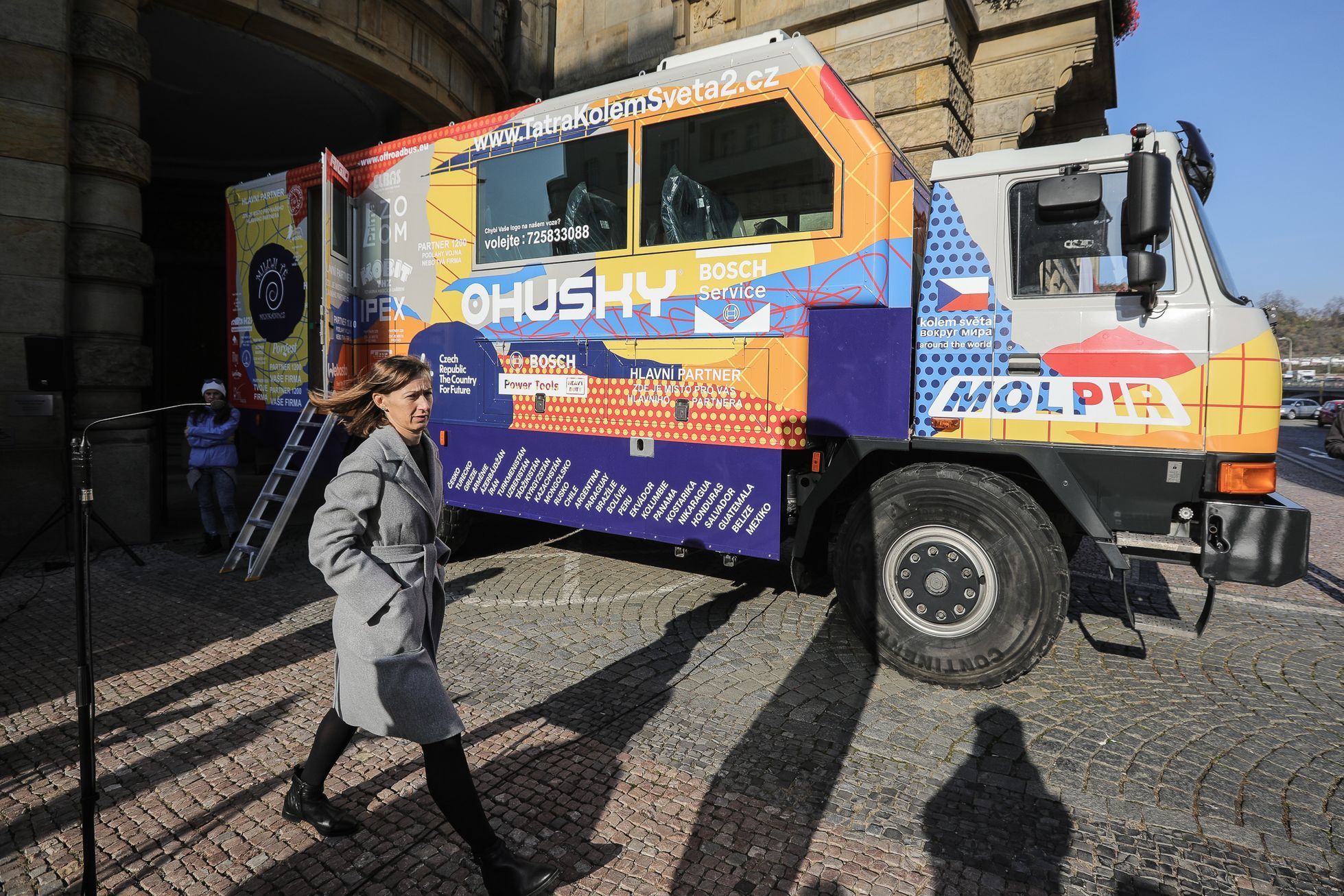 Tatra kolem světa 2 - představení v Praze - ministerstvo průmyslu a obchodu a ministr Karel Havlíček