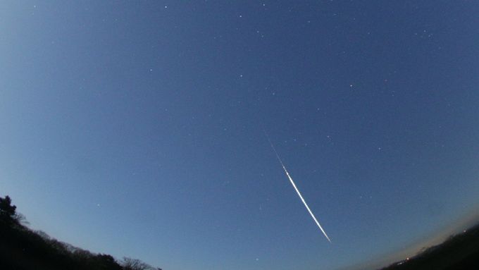 Meteor zachycený bolidovou kamerou Astronomického ústavu AV ČR v Ondřejově.