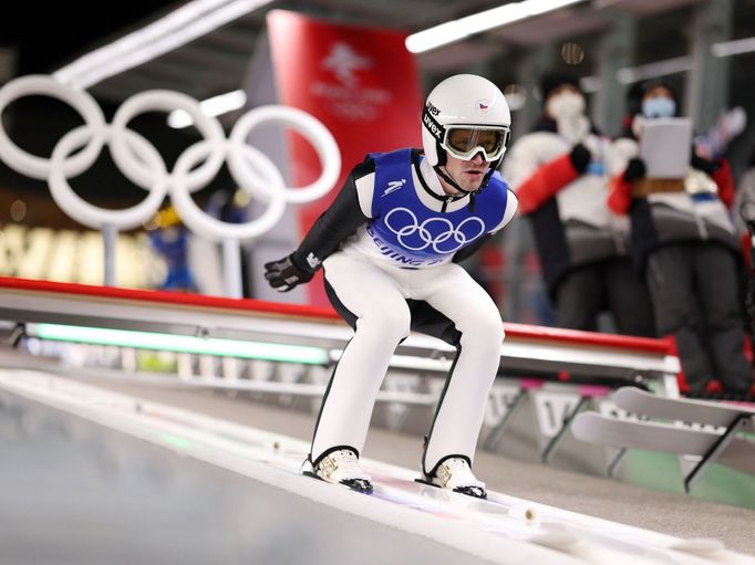 Roman Koudelka při závodě smíšených družstev na olympiádě v Pekingu