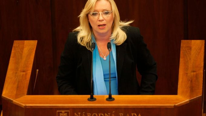 Iveta Radičová v parlamentu.
