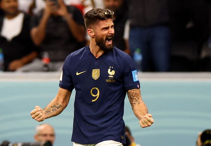 Olivier Giroud slaví gól ve čtvrtfinále MS 2022 Anglie - Francie