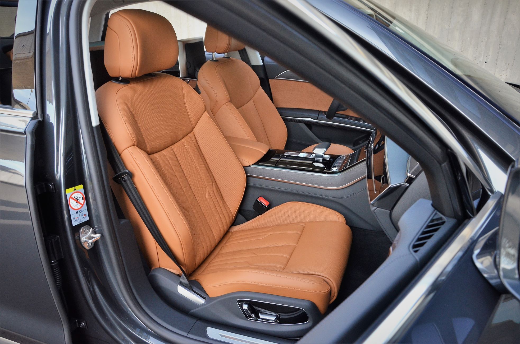 Audi A8 L