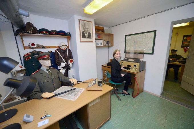 tajemstv-pra-sk-ho-podzem-v-te-e-chod-te-nad-bunkry-katakombami