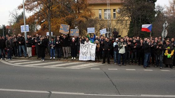 Demonstrace za uvězněné programátory