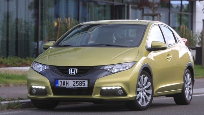 Honda Civic s malým turbodieselem je živé a úsporné auto