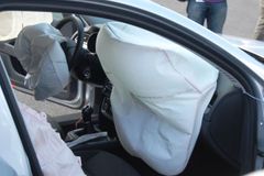 Vadné airbagy posílají do servisů 1,6 milionu vozů BMW