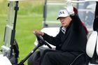 Trumpův superhektický víkend ve Skotsku: 10 momentů golfového "blitzkriegu"