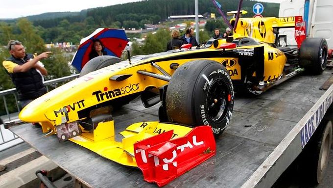 Renault se uchází o služby Kimiho Räikkönena
