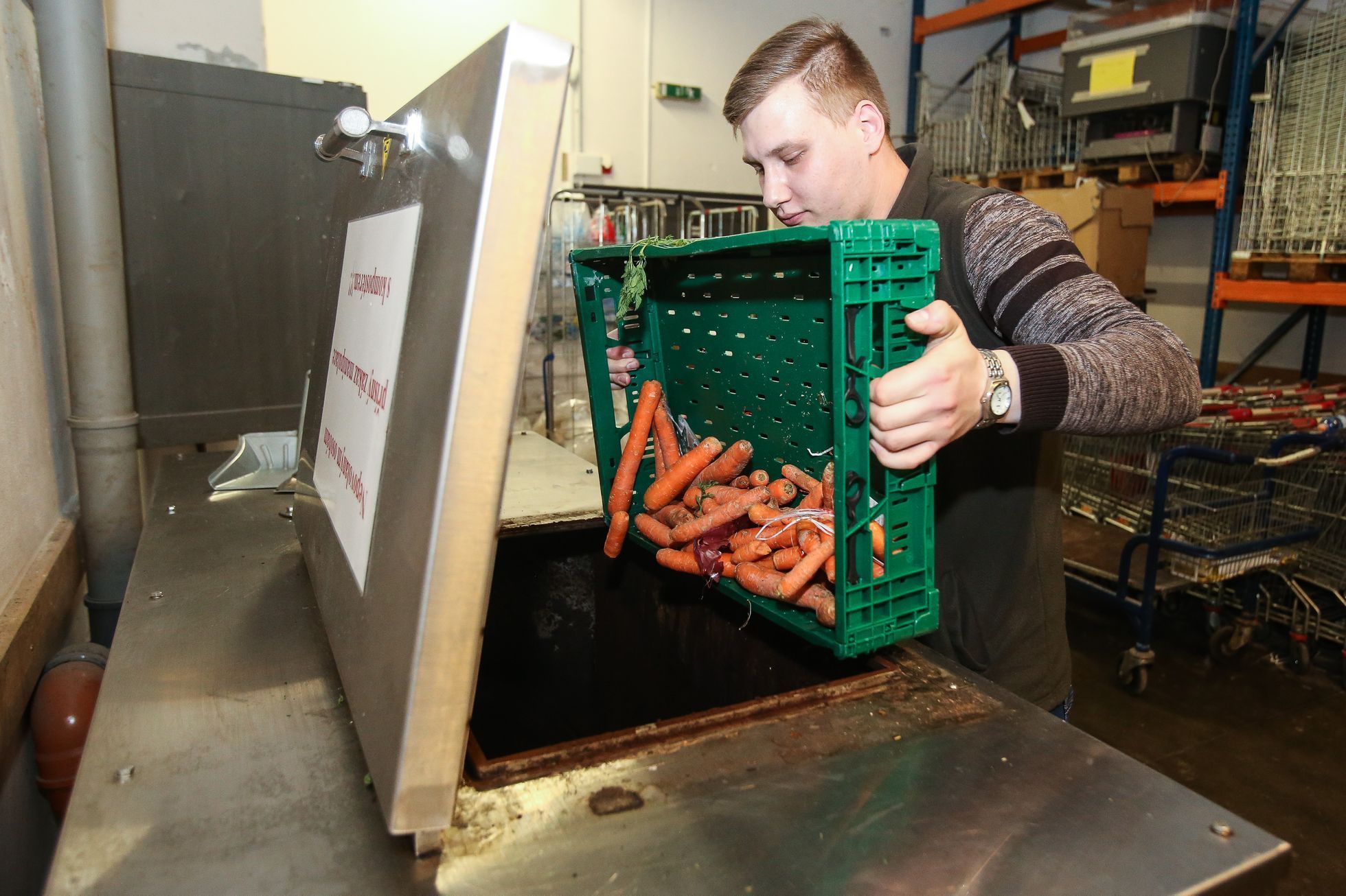 Kompostér, hypermarket Albert, ovoce a zelenina