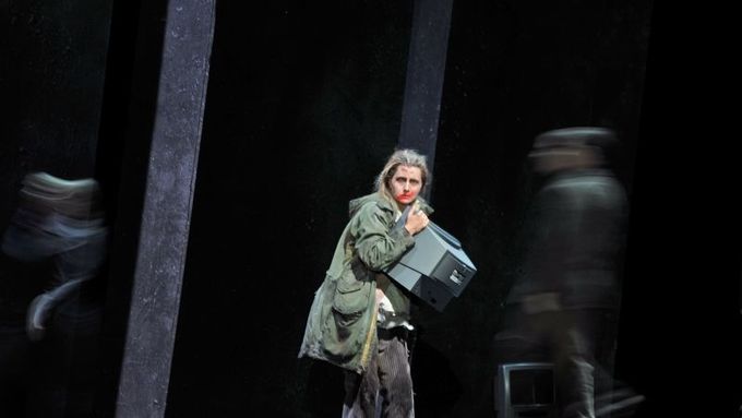 Opera Superflumina od Salvatora Sciarrina měla světovou premiéru před 11 lety v německém Mannheimu.