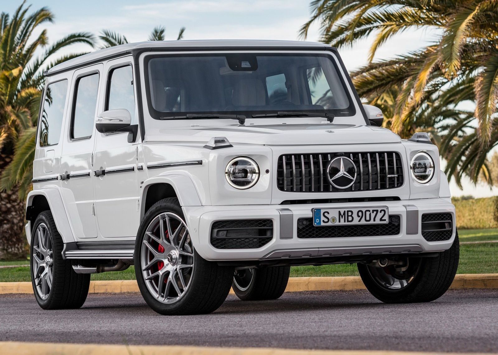 Купить Мерседес G 63 Amg