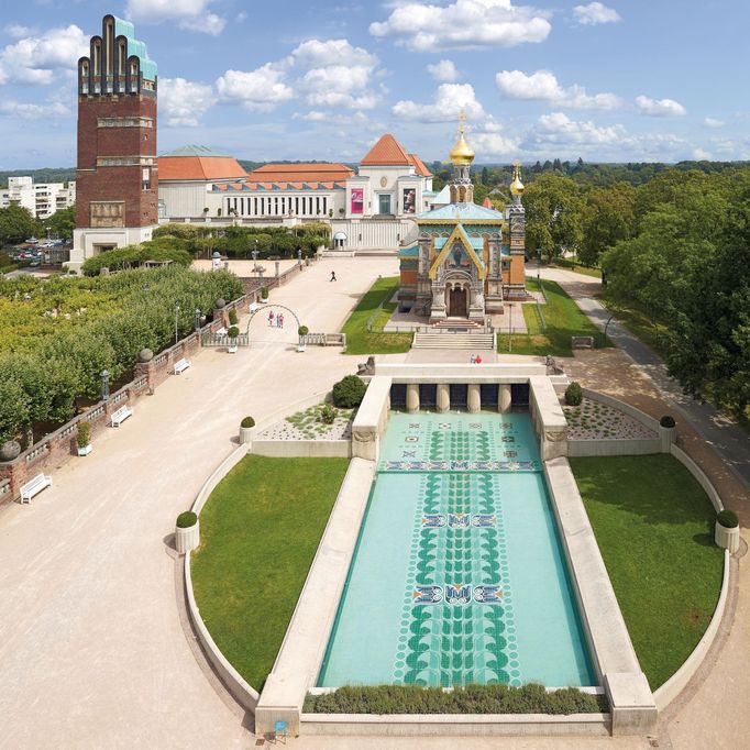 Secesní umělecká kolonie Mathildenhöhe v německém Darmstadtu.