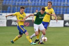 Zlín v boji o návrat do Evropské ligy končí, finále poháru si proti Slavii zahraje Jablonec