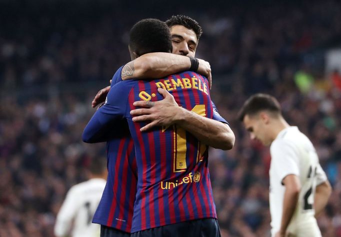 Soccer Football - Copa del Rey - Semi Final Second Leg - Real Madrid v FC Barcelona - Santiago Bernabeu, Madrid, Spain - February 27, 2019  Barcelona's Luis Suarez celebr