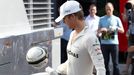 Nico Rosberg se předvedl jako fotbalista.