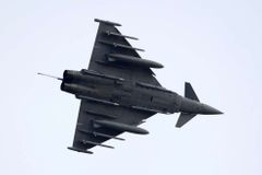 Online: Britské stíhačky zahnaly dva ruské bombardéry