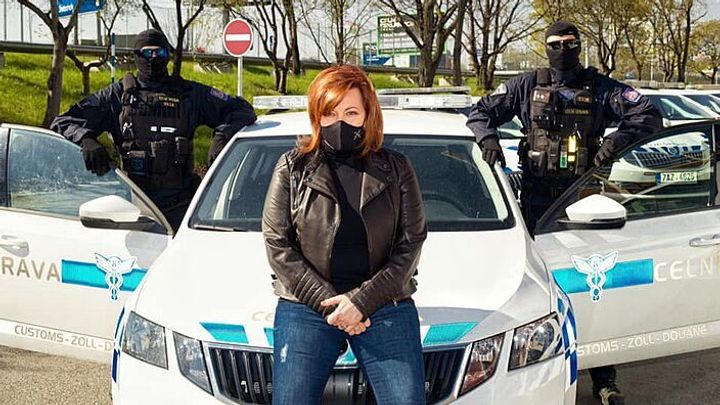 Audit: Fotograf a kameraman Schillerové neodvedli za dva miliony odpovídající práci; Zdroj foto: Ministerstvo financí České republiky