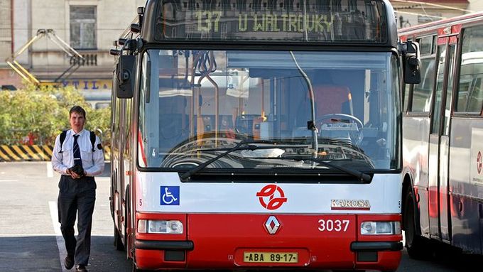 Zákaz vjezdu! Pro autobusy MHD zůstane pražský tunelový komplex Blanka zavřený