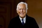 Zemřel slavný návrhář Giorgio Armani, bylo mu 91 let