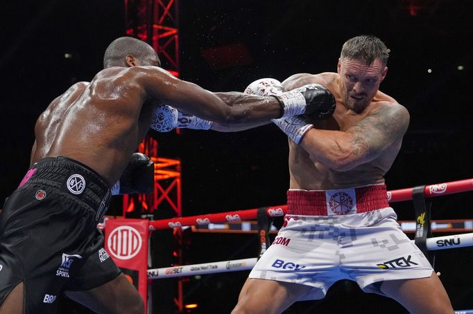 Olexander Usyk versus Daniel Dubois